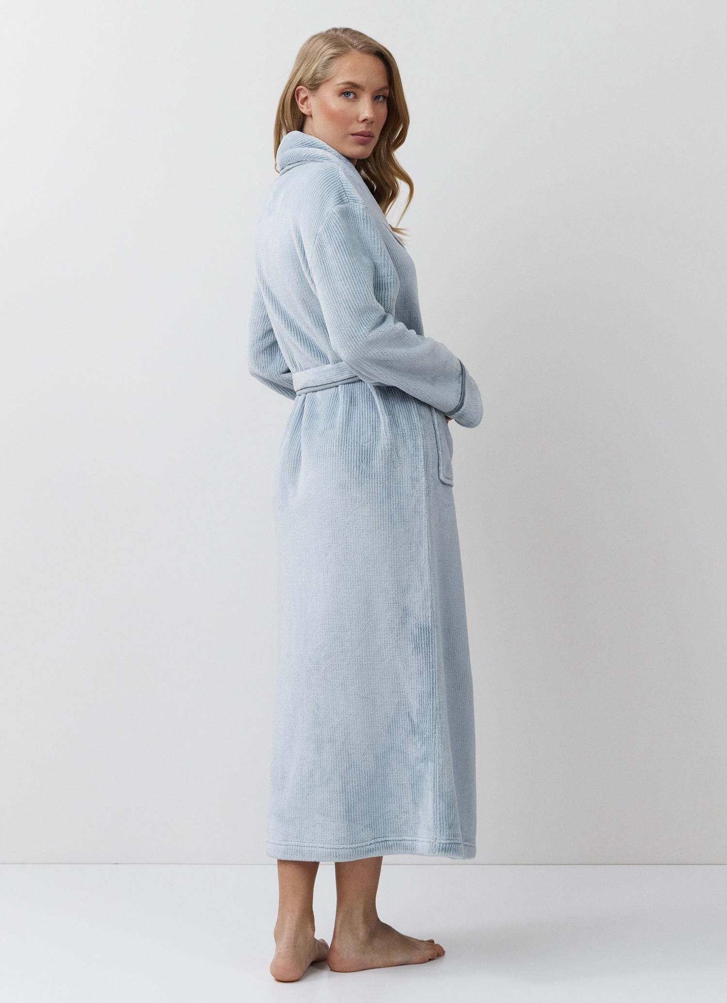615195-LEA