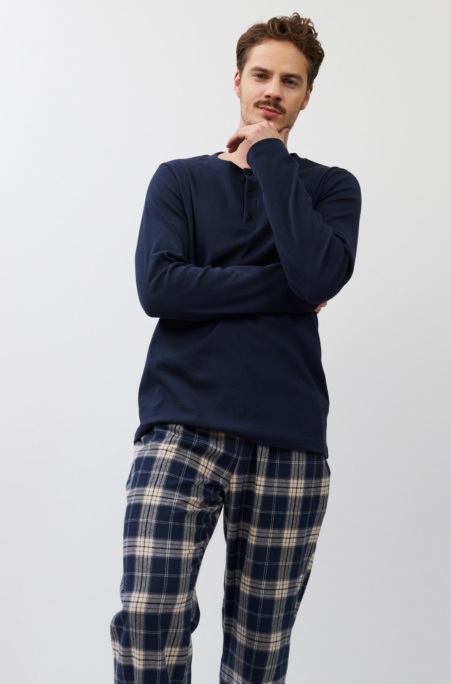 618665-LUC