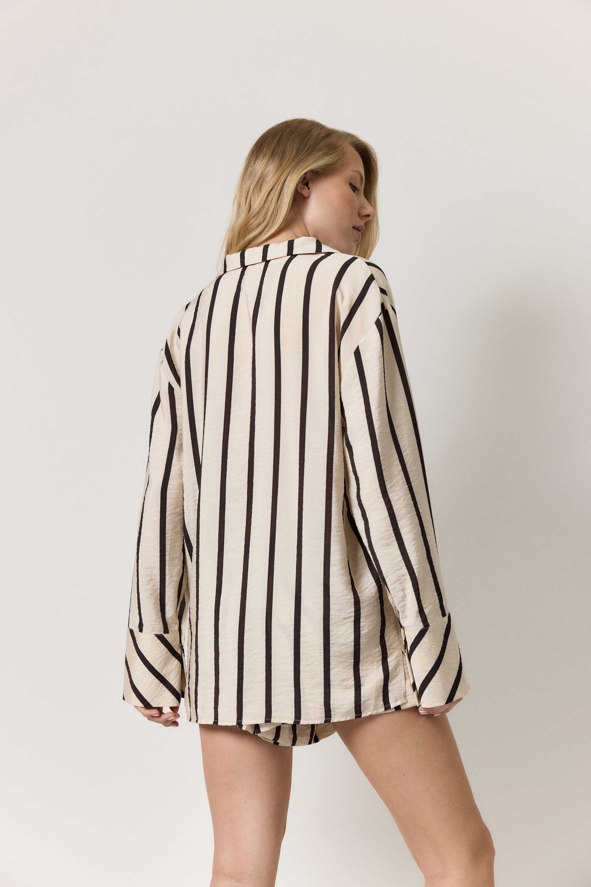 Calista-set-short