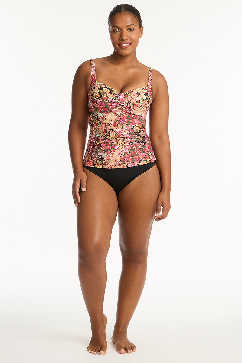 TWIST-FRONT-MULTIFIT-SINGLET-TOP
