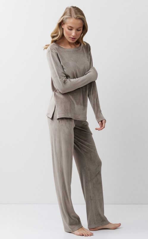 613066-CAPUCINE