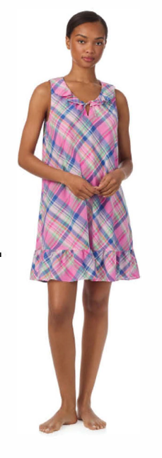 ILN22500-FASHION-LAWN